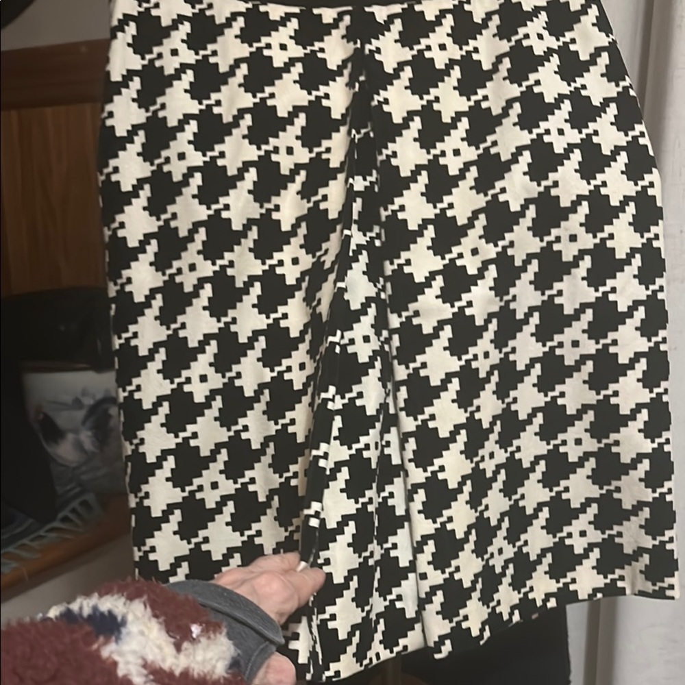 CNC Costume National Black and White Pencil Skirt - Picture 3 of 8